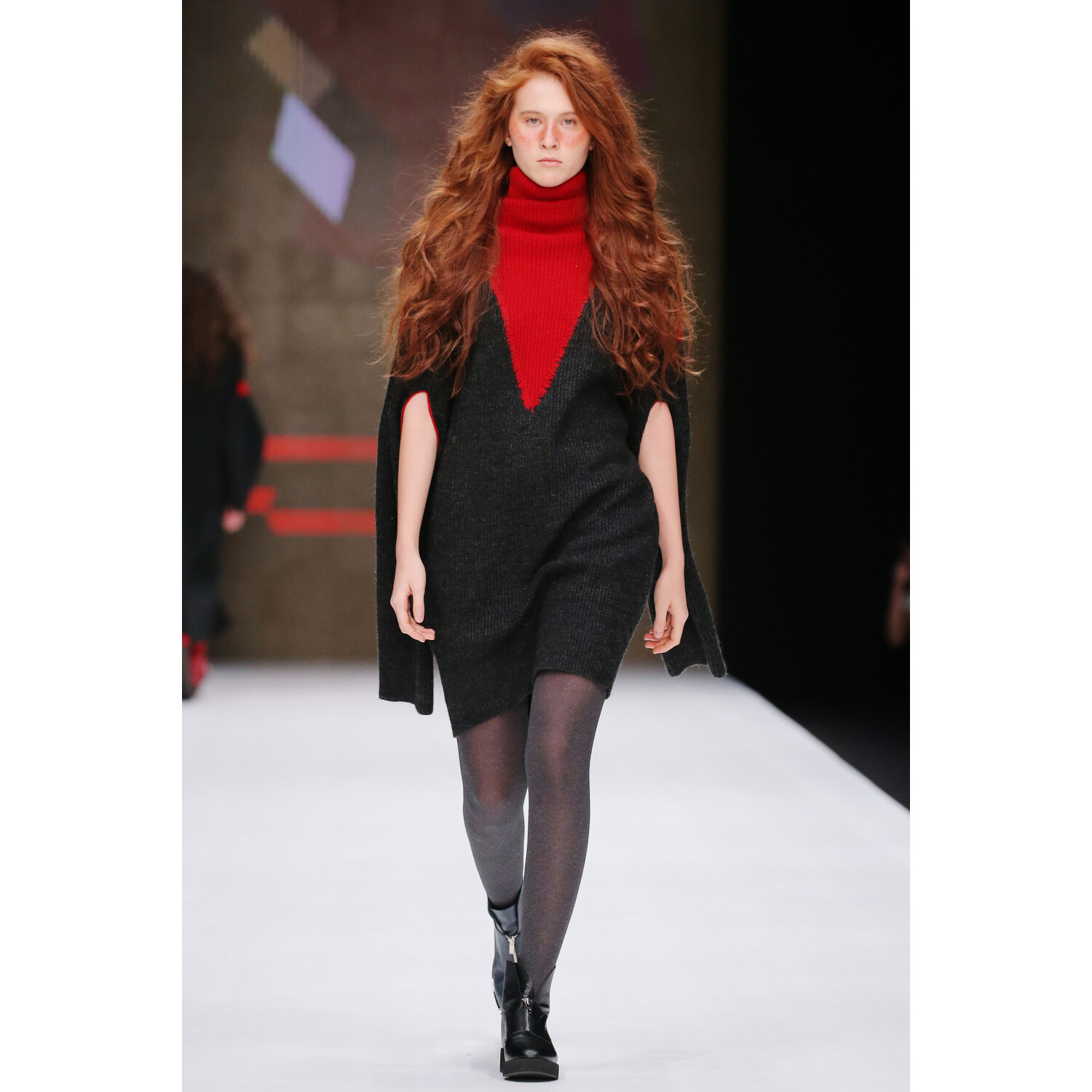Фото KSENIASERAYA Fall 2018 Ready-to-Wear , Ксения Серая осень зима 2018 , Fashion show , неделя моды в Москве , MBFWRussia , Mercedes Benz Fashion Week , Mainstyles , Mainstyle